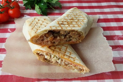 Шаурма "Жажда мяса" на углях Шаурма "Жажда мяса" на углях